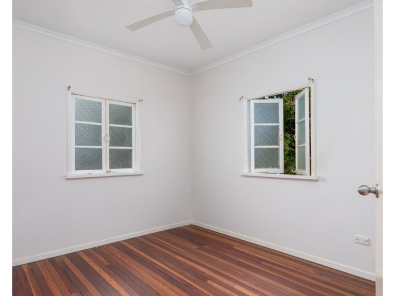 76 Boundary Street, Walkervale QLD 4670