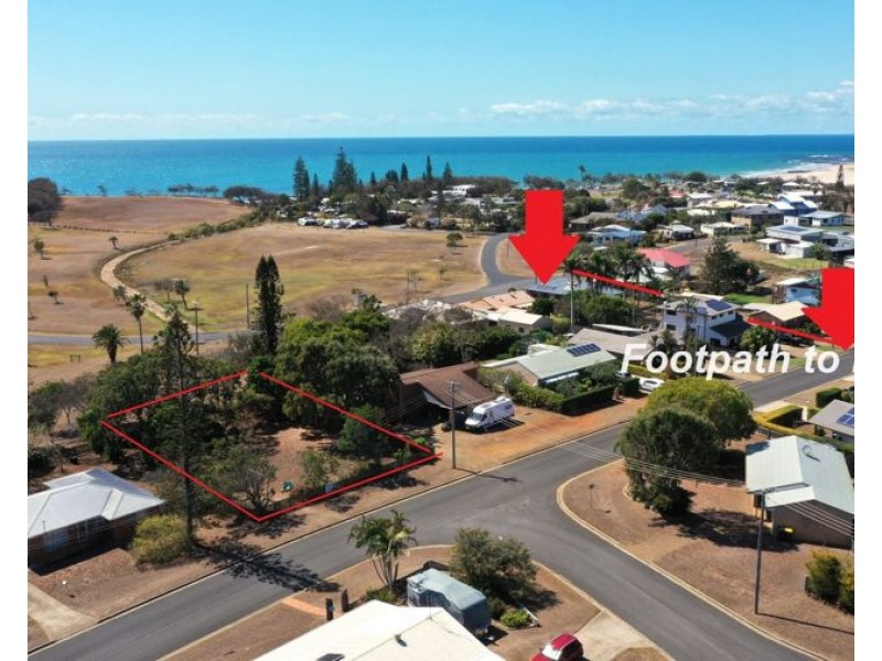 3 Bluewater Drive, Elliott Heads QLD 4670