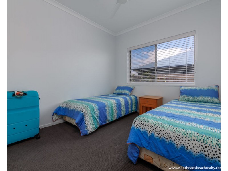 26 Emperor Drive, Elliott Heads QLD 4670