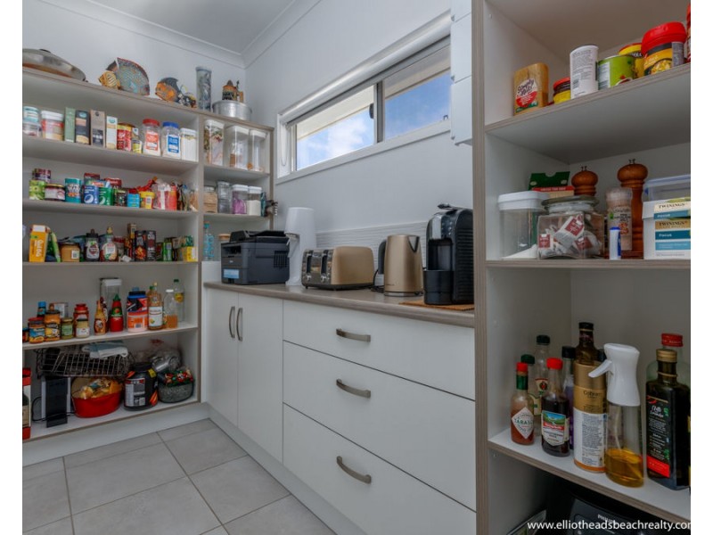 26 Emperor Drive, Elliott Heads QLD 4670