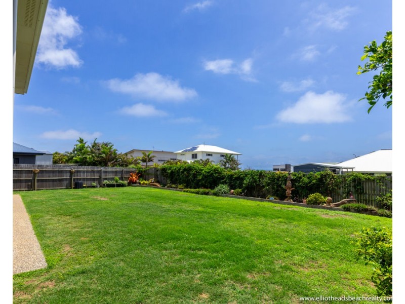 26 Emperor Drive, Elliott Heads QLD 4670