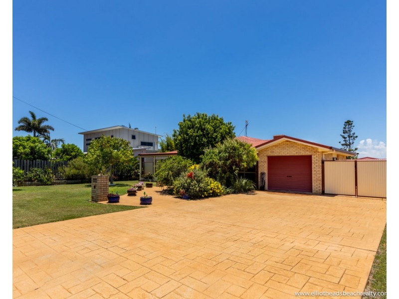 7 Gozo Court, Elliott Heads QLD 4670