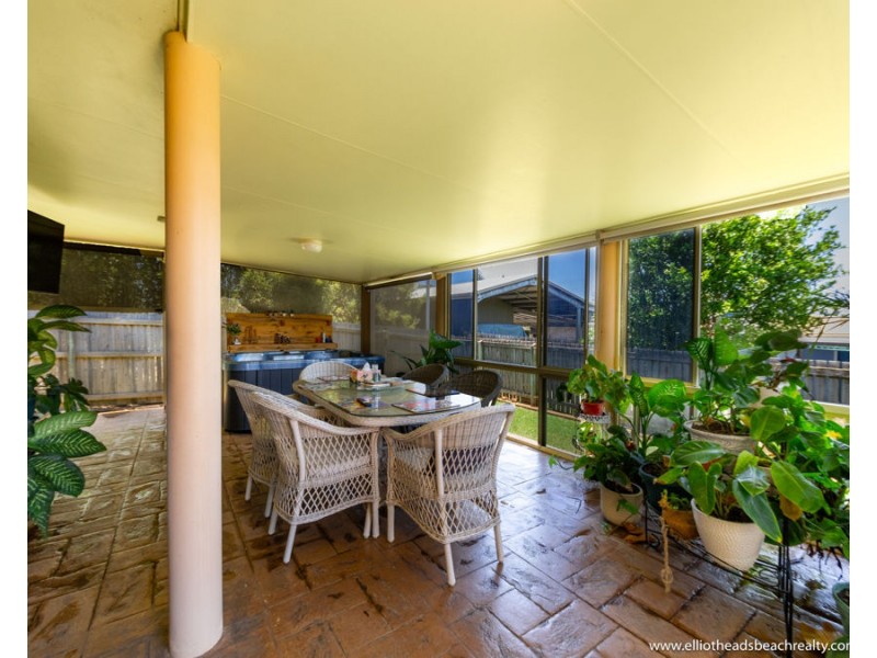 7 Gozo Court, Elliott Heads QLD 4670
