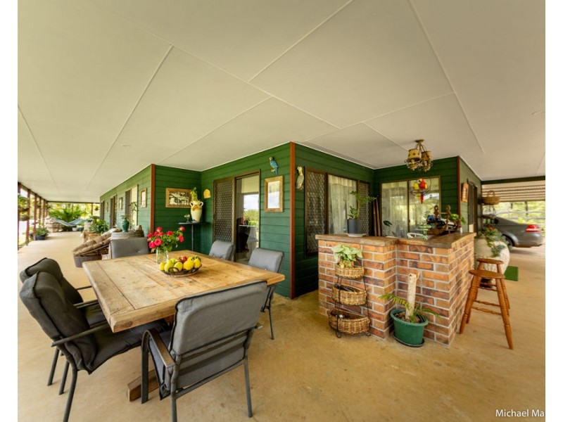 203 Eureka Station Rd, Eureka QLD 4660