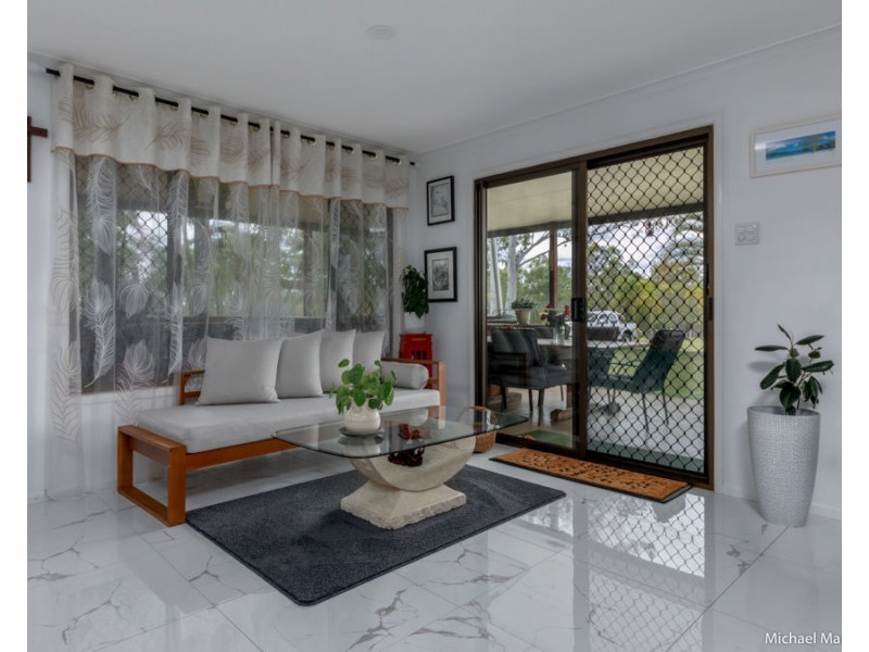 203 Eureka Station Rd, Eureka QLD 4660