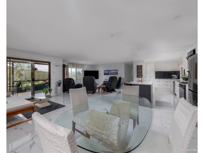 203 Eureka Station Rd, Eureka QLD 4660