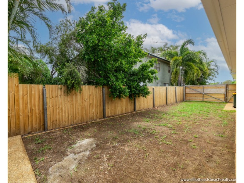 12 Brieschke Street, Elliott Heads QLD 4670