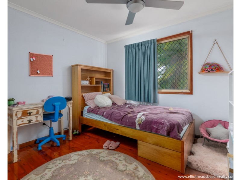 80 Sea Park Road, Burnett Heads QLD 4670