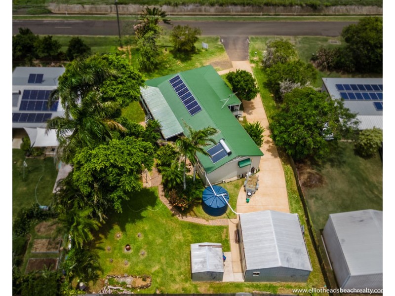 80 Sea Park Road, Burnett Heads QLD 4670