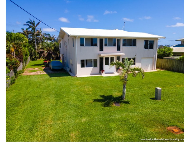 22 McKenzie Street, Burnett Heads QLD 4670