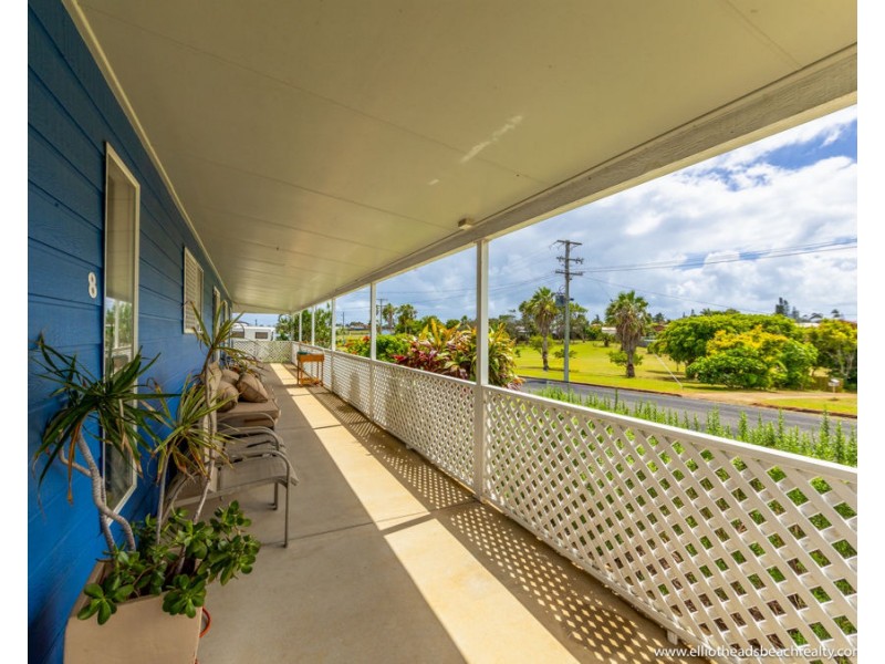 8 Blue Water Drive, Elliott Heads QLD 4670