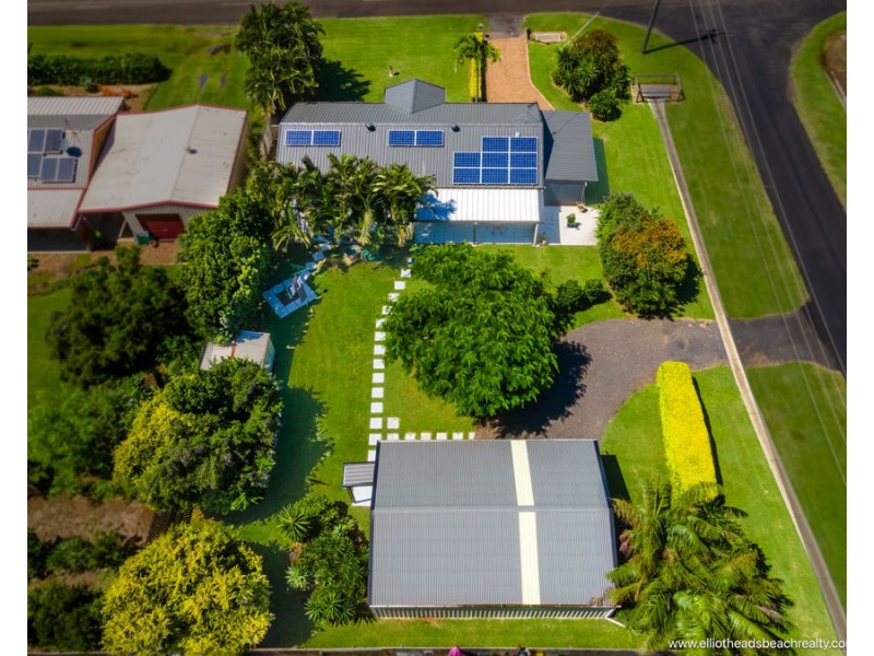 94 Sea Park Road, Burnett Heads QLD 4670