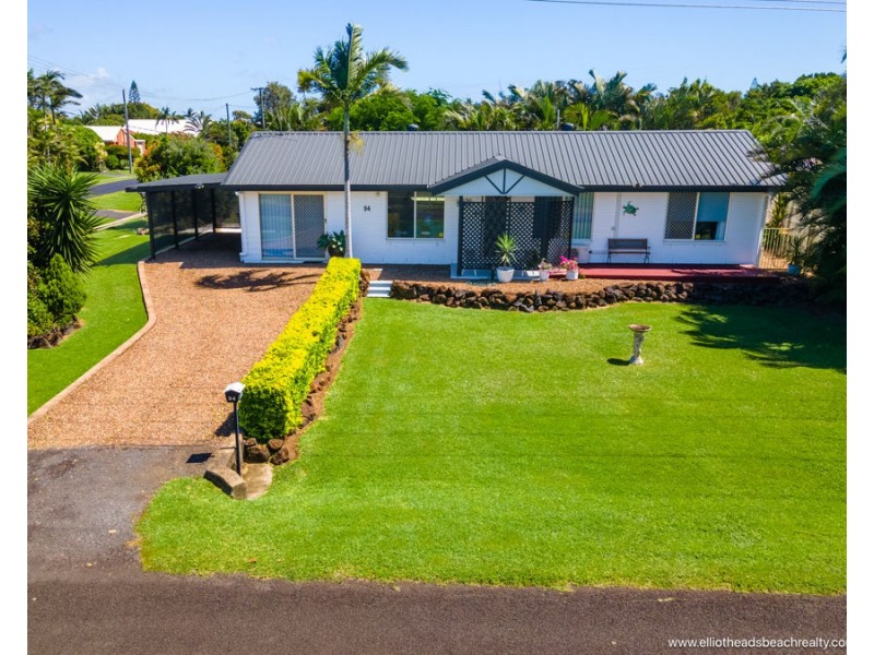 94 Sea Park Road, Burnett Heads QLD 4670