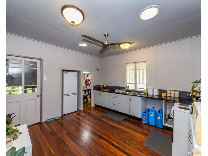 2 Thornhill Street, Bundaberg North QLD 4670