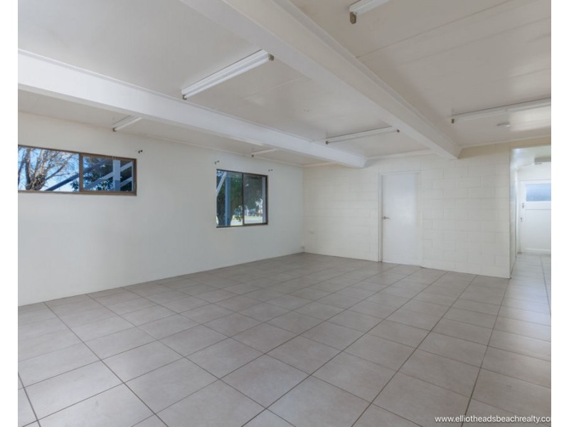 7 CORSER ST BURNETT HEADS, Burnett Heads QLD 4670