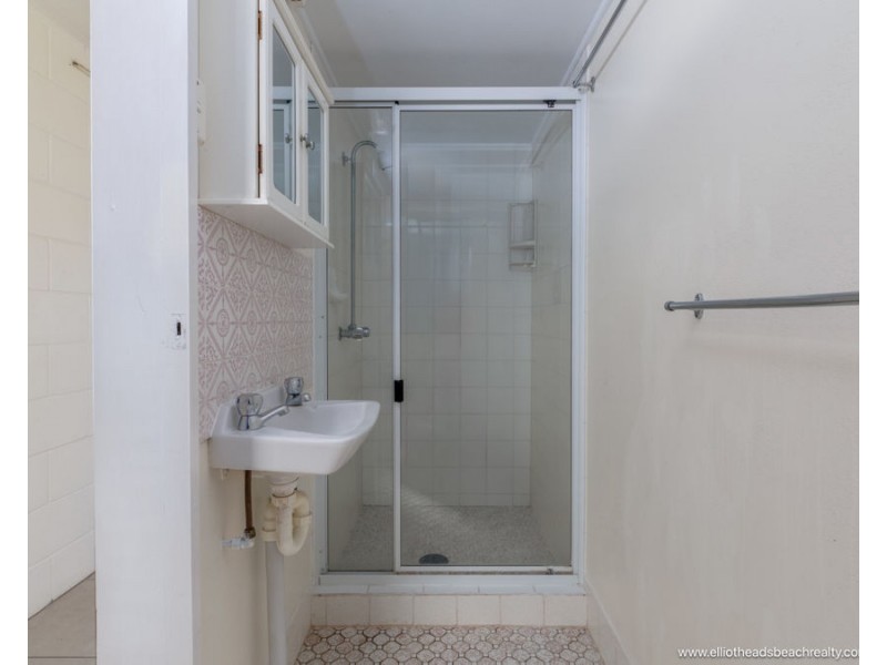 7 CORSER ST BURNETT HEADS, Burnett Heads QLD 4670