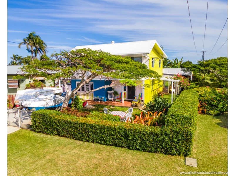 76 Bathurst Street, Elliott Heads QLD 4670