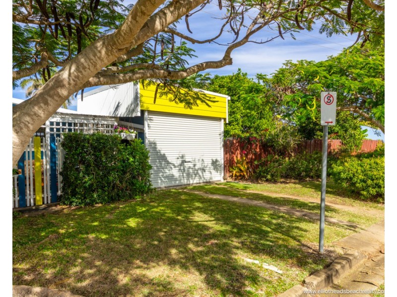 76 Bathurst Street, Elliott Heads QLD 4670