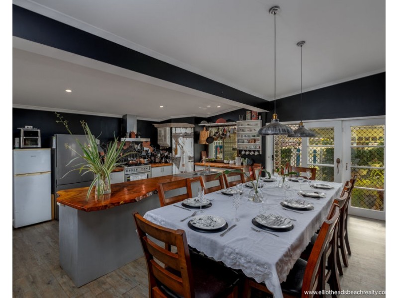 76 Bathurst Street, Elliott Heads QLD 4670