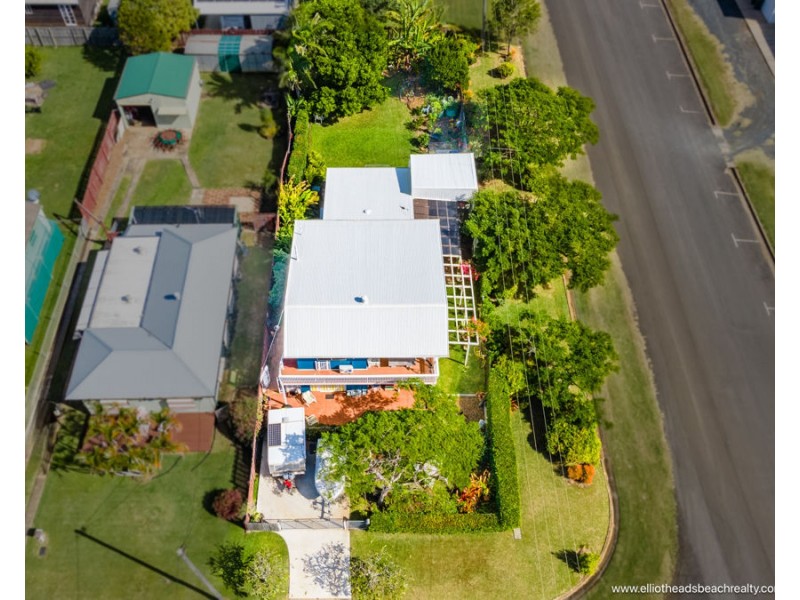76 Bathurst Street, Elliott Heads QLD 4670
