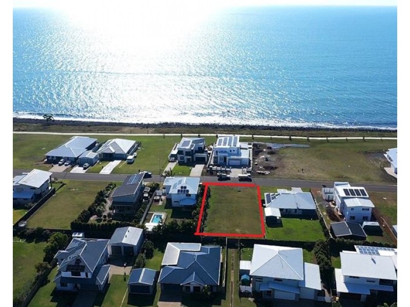 27 Sea Esplanade, Elliott Heads QLD 4670