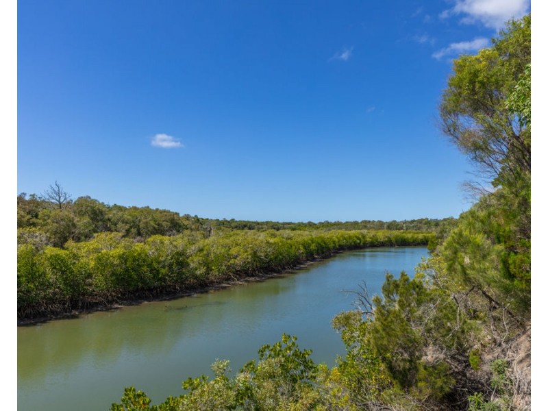 93 Davenport Drive, Coonarr QLD 4670
