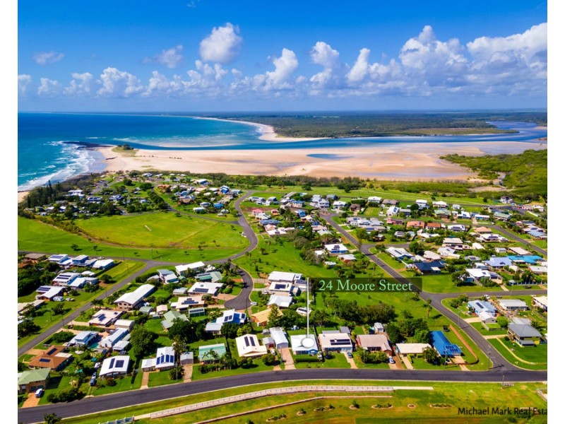 24 Moore Street, Elliott Heads QLD 4670