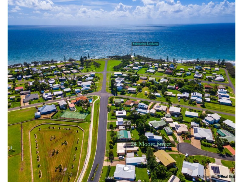 24 Moore Street, Elliott Heads QLD 4670
