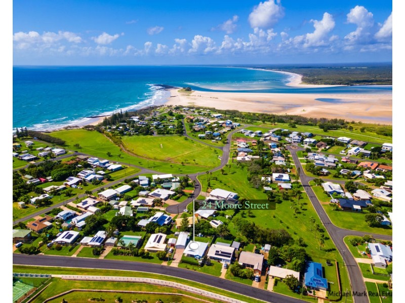 24 Moore Street, Elliott Heads QLD 4670