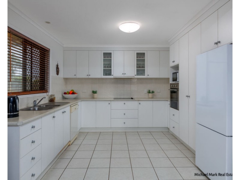 25 Blue Water Drive, Elliott Heads QLD 4670