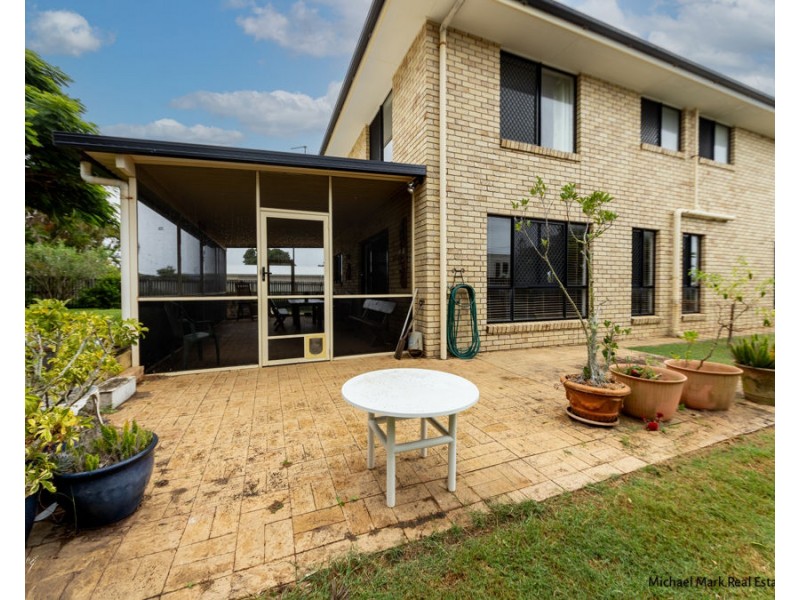 25 Blue Water Drive, Elliott Heads QLD 4670