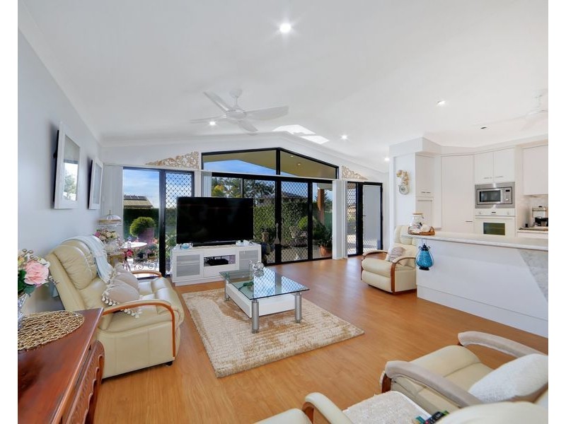 12 Blue Water Drive, Elliott Heads QLD 4670