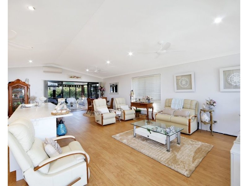 12 Blue Water Drive, Elliott Heads QLD 4670