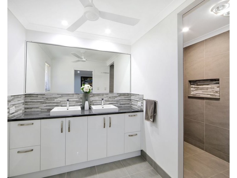 12 Blue Water Drive, Elliott Heads QLD 4670