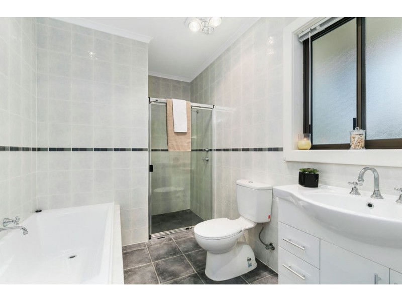 4 Kestrel Place, Coromandel Valley SA 5051