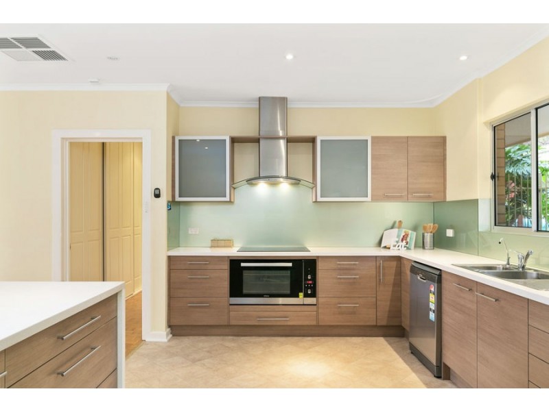 4 Kestrel Place, Coromandel Valley SA 5051