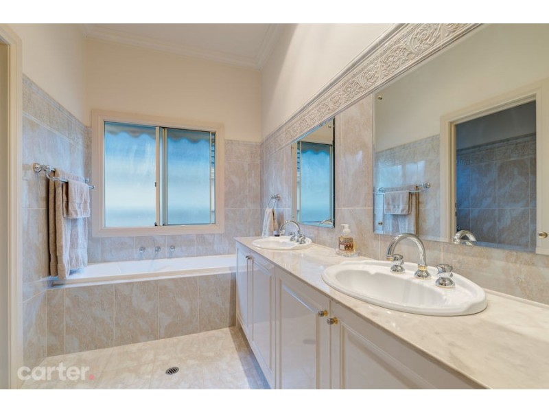 8A Greengate Crescent, Beaumont SA 5066