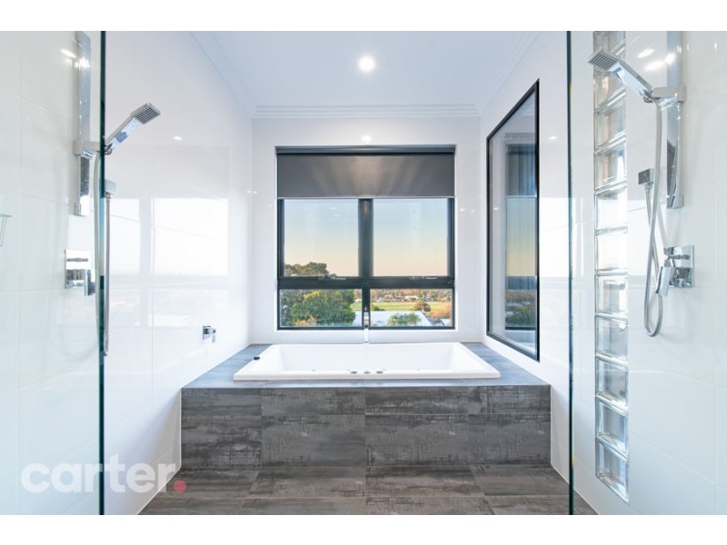 22 Braeside Ave, Seacombe Heights SA 5047