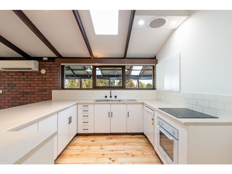 186 Coromandel Parade, Coromandel Valley SA 5051