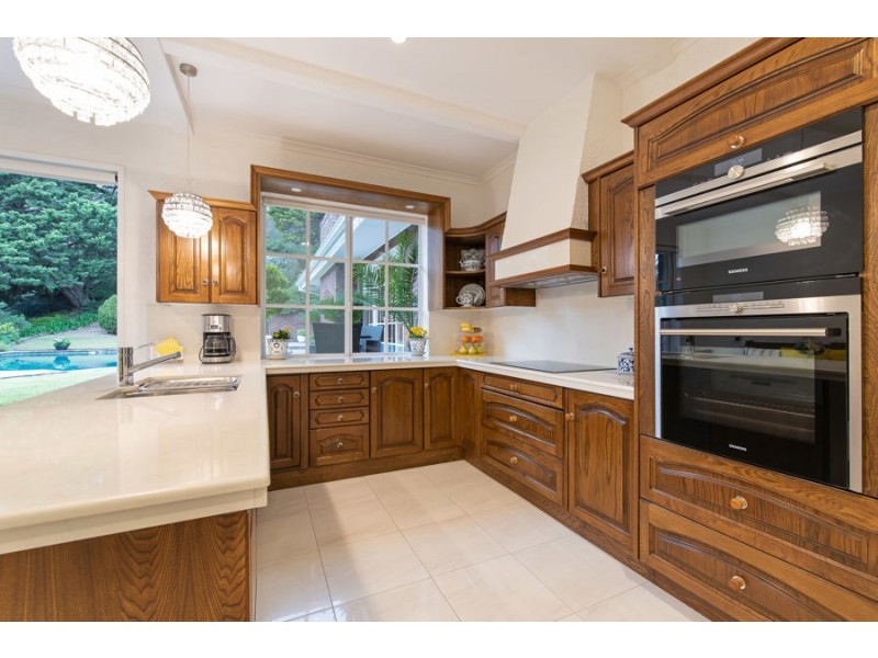 5 Waratah Way, Stonyfell SA 5066