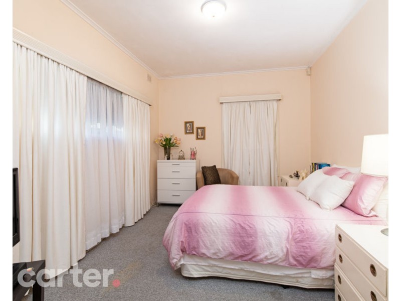 52 Lutana Crescent, Mitchell Park SA 5043