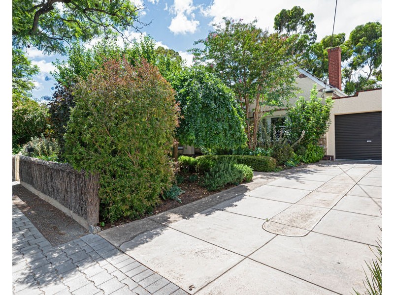 5 Price Ave, Lower Mitcham SA 5062