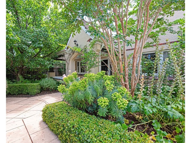 5 Price Ave, Lower Mitcham SA 5062