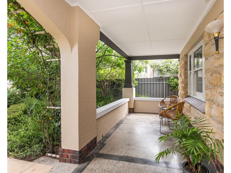 5 Price Ave, Lower Mitcham SA 5062