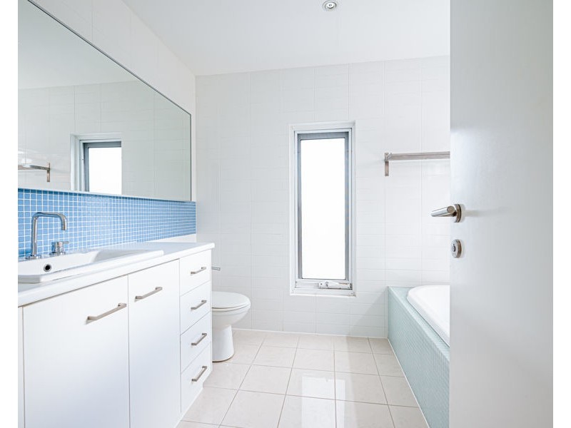 5 Price Ave, Lower Mitcham SA 5062