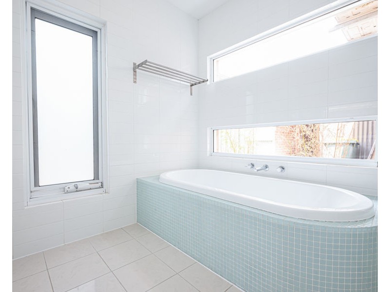 5 Price Ave, Lower Mitcham SA 5062