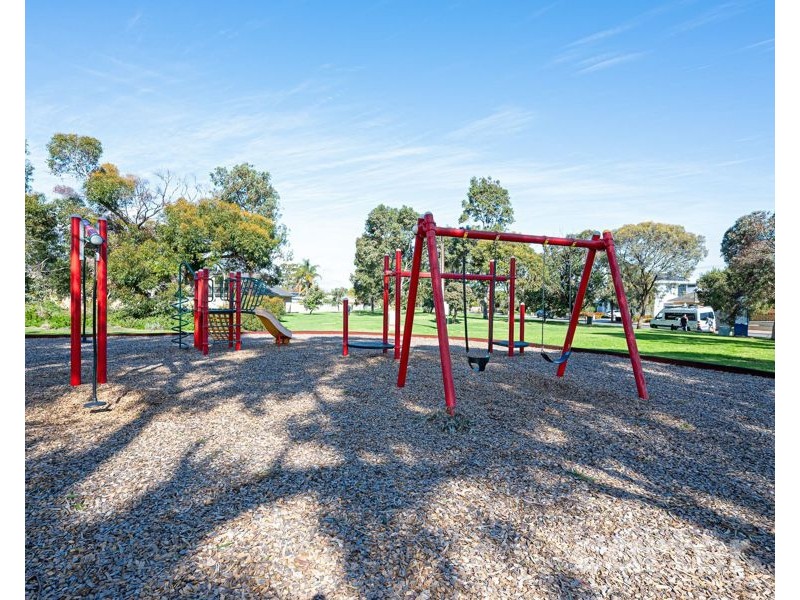 5 David Ave, Glenelg North SA 5045
