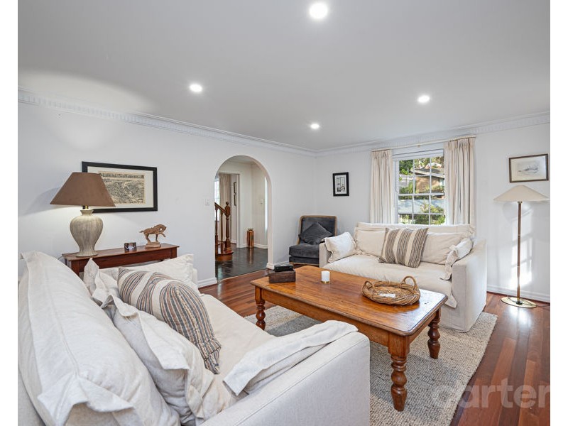 27 Grevillea Crescent, Stonyfell SA 5066