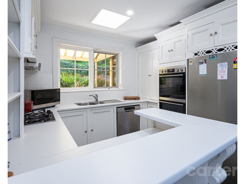 27 Grevillea Crescent, Stonyfell SA 5066