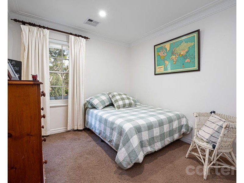 27 Grevillea Crescent, Stonyfell SA 5066